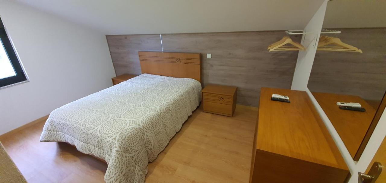 Quinta Da Tormenta -14 Pessoas- Cabeceiras De Basto 2 Casas E Piscina Privada Villa Exteriör bild