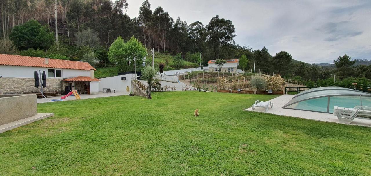 Quinta Da Tormenta -14 Pessoas- Cabeceiras De Basto 2 Casas E Piscina Privada Villa Exteriör bild