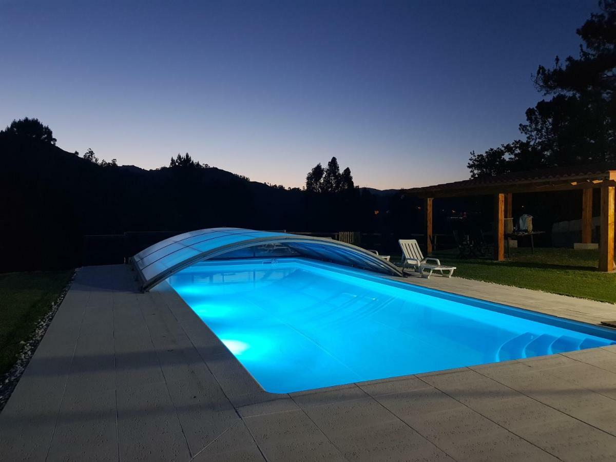 Quinta Da Tormenta -14 Pessoas- Cabeceiras De Basto 2 Casas E Piscina Privada Villa Exteriör bild