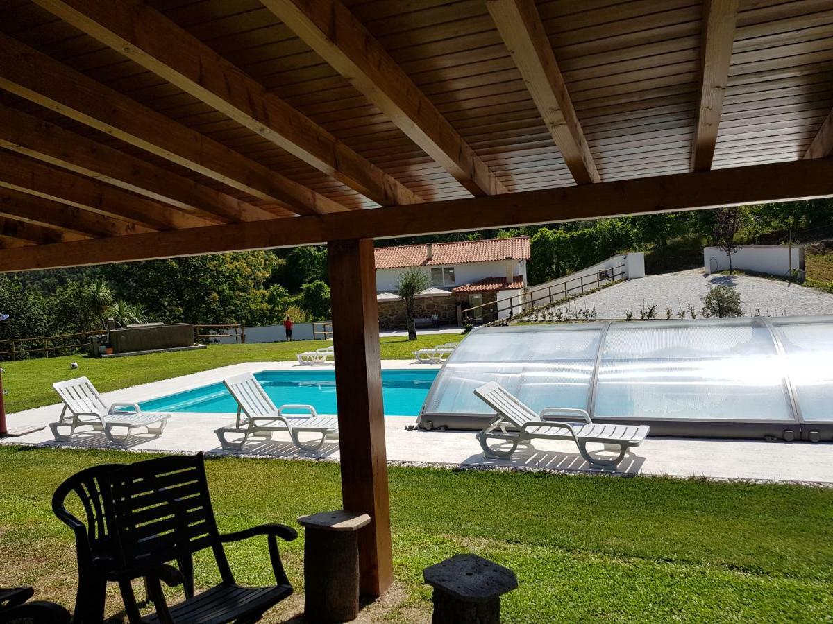 Quinta Da Tormenta -14 Pessoas- Cabeceiras De Basto 2 Casas E Piscina Privada Villa Exteriör bild